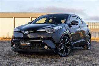 2017 Toyota C-HR - Thumbnail