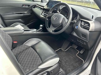 2019 Toyota C-HR - Thumbnail