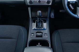 2015 Subaru Outback - Thumbnail