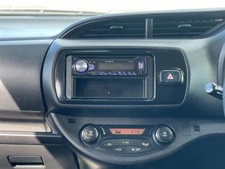 2018 Toyota Vitz - Thumbnail