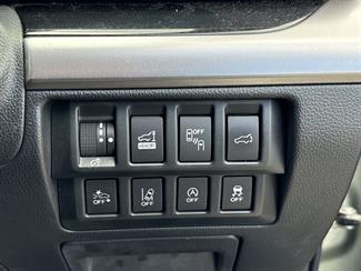 2017 Subaru Outback - Thumbnail