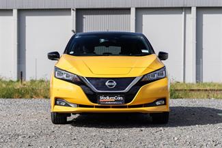 2018 Nissan LEAF - Thumbnail