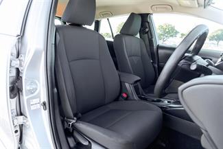 2020 Toyota Corolla - Thumbnail