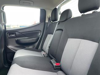 2022 Mitsubishi Triton - Thumbnail