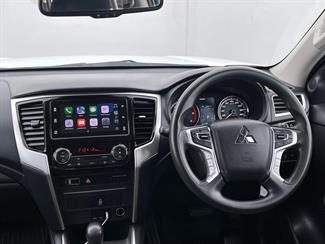 2022 Mitsubishi Triton - Thumbnail