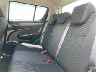 2016 Suzuki Swift - Thumbnail