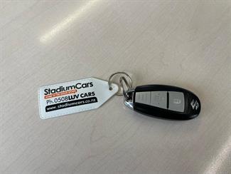 2016 Suzuki Swift - Thumbnail