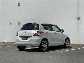 2016 Suzuki Swift - Thumbnail