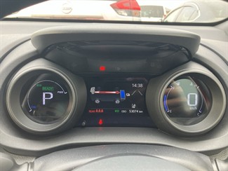 2020 Toyota Yaris - Thumbnail
