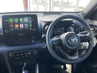 2020 Toyota Yaris - Thumbnail