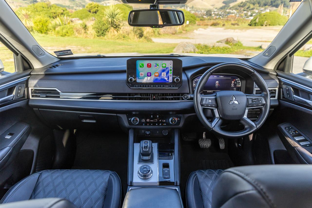 2024 Mitsubishi Outlander