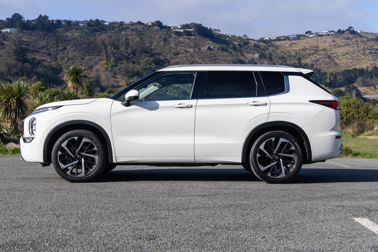 2024 Mitsubishi Outlander