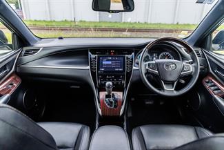 2014 Toyota Harrier - Thumbnail