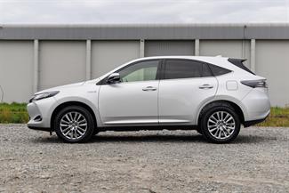 2014 Toyota Harrier - Thumbnail