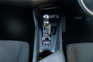 2019 Toyota C-HR - Thumbnail