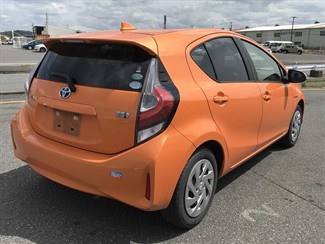 2017 Toyota AQUA - Thumbnail