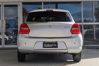 2018 Suzuki Swift - Thumbnail