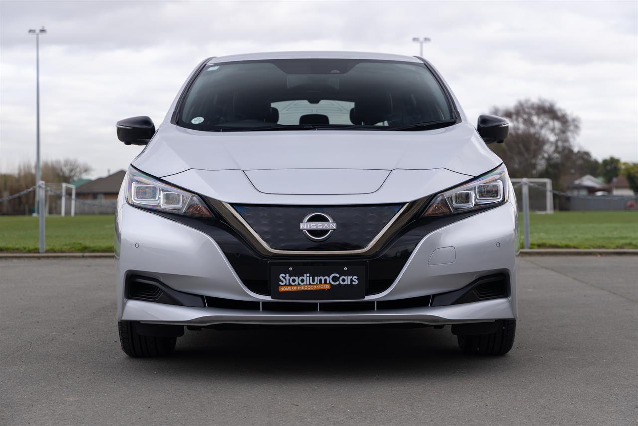2022 Nissan LEAF