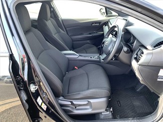 2018 Toyota C-HR - Thumbnail