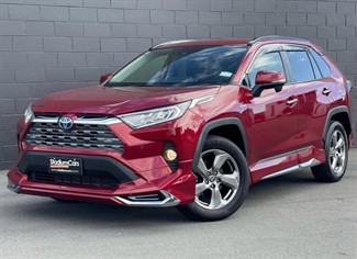 2020 Toyota RAV4 - Thumbnail