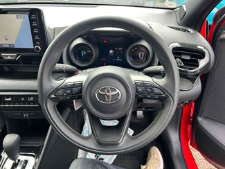 2021 Toyota Yaris - Thumbnail