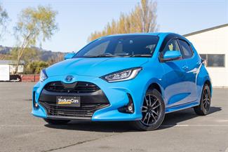 2021 Toyota Yaris - Thumbnail