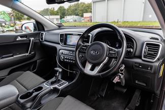 2019 Kia Sportage - Thumbnail