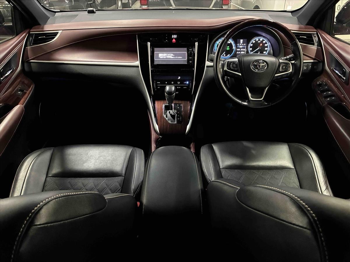 2015 Toyota Harrier