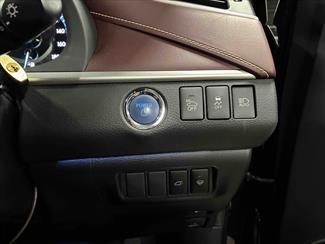 2015 Toyota Harrier - Thumbnail