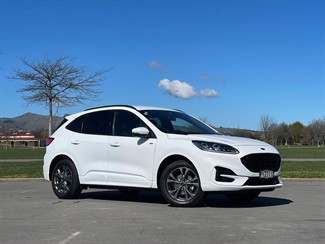 2023 Ford Escape - Thumbnail
