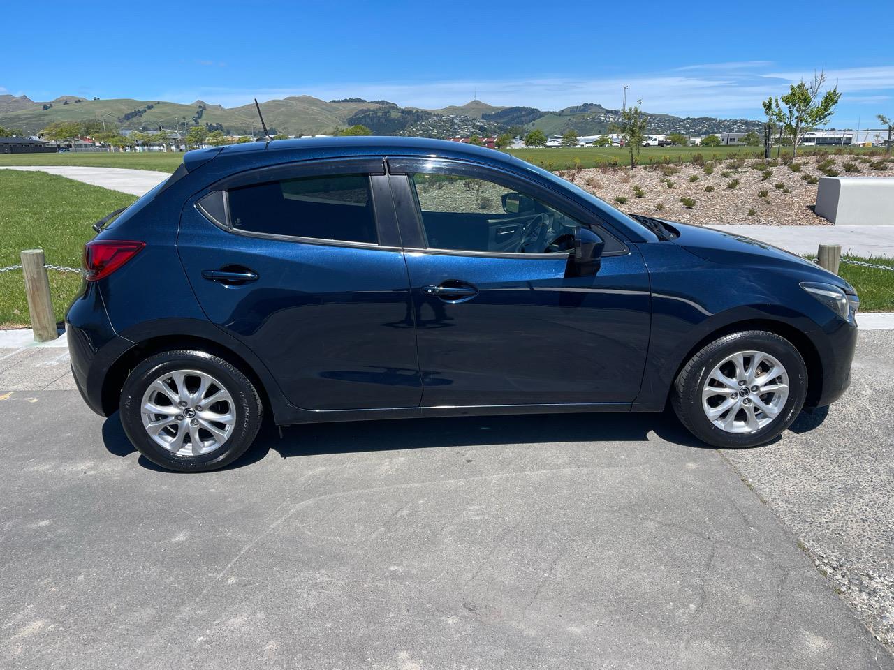 2015 Mazda Demio