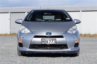 2013 Toyota AQUA - Thumbnail