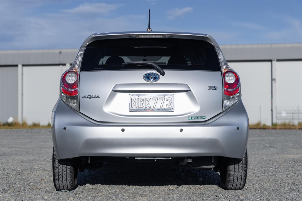 2013 Toyota AQUA