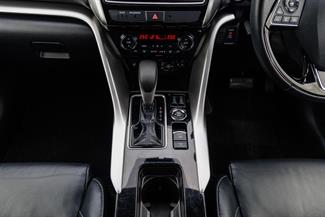 2024 Mitsubishi Eclipse Cross - Thumbnail