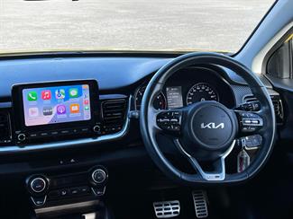2021 Kia Stonic - Thumbnail