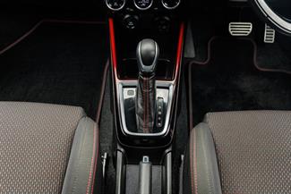 2023 Suzuki Swift - Thumbnail