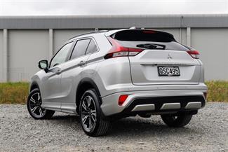 2024 Mitsubishi Eclipse Cross - Thumbnail
