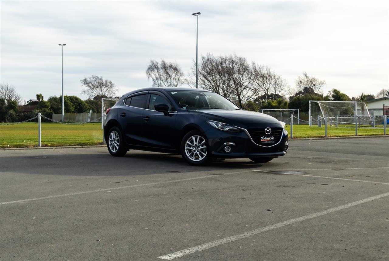 2014 Mazda Axela