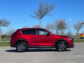 2017 Mazda CX-5 - Thumbnail