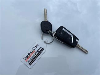 2020 Toyota Yaris - Thumbnail