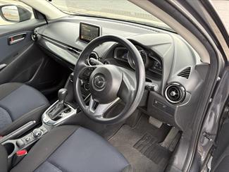 2015 Mazda Demio - Thumbnail