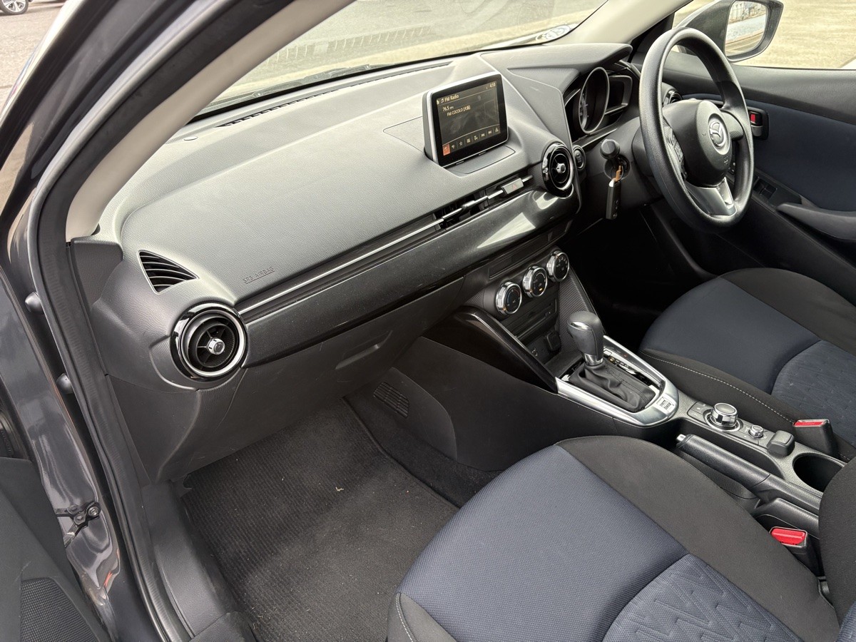 2015 Mazda Demio