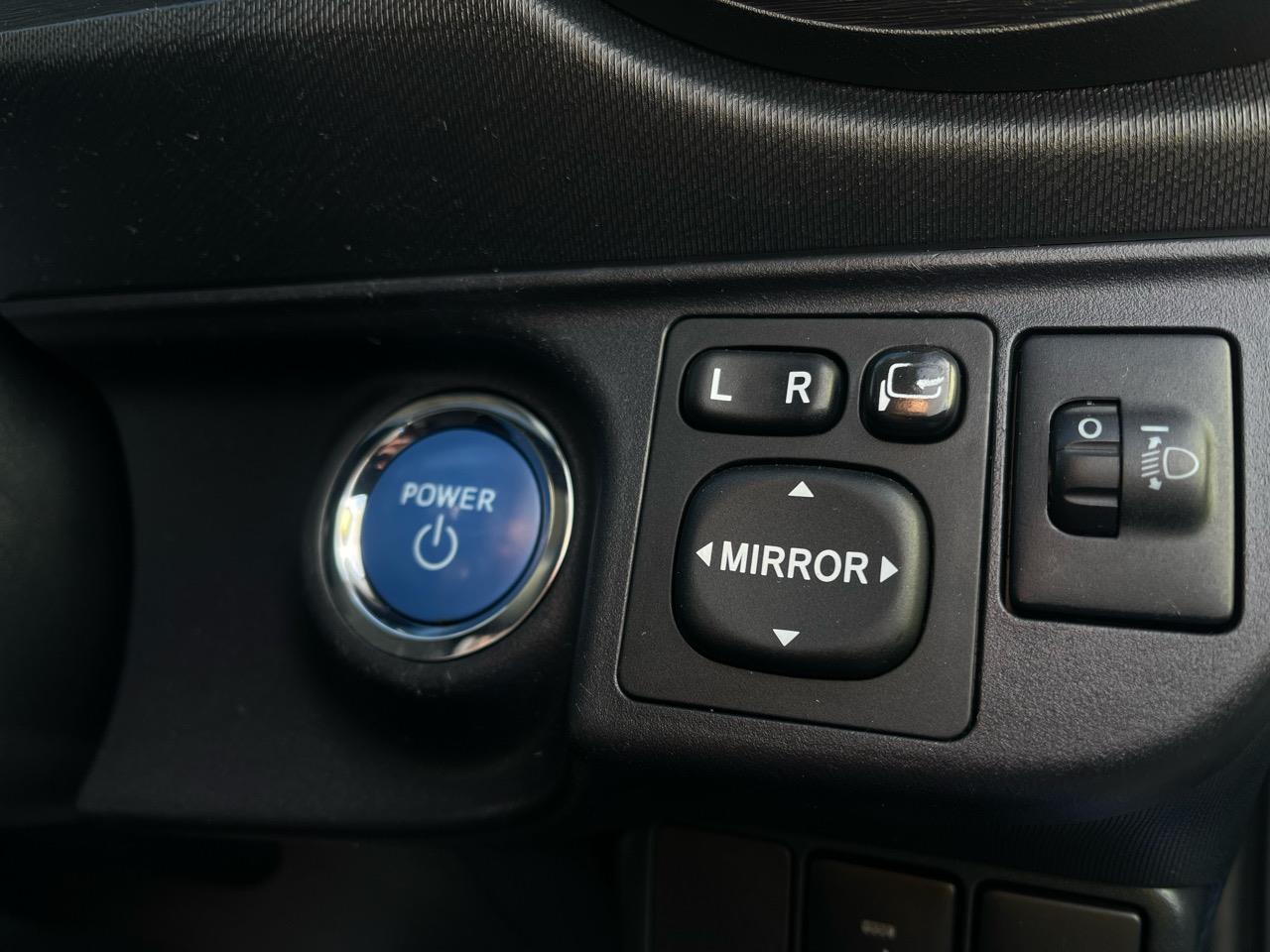 2012 Toyota AQUA