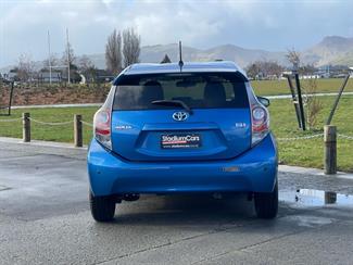 2012 Toyota AQUA - Thumbnail
