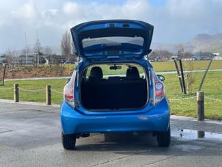 2012 Toyota AQUA - Thumbnail