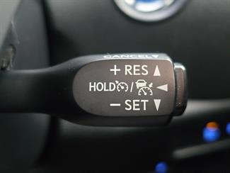 2019 Toyota C-HR - Thumbnail
