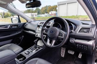 2015 Subaru Outback - Thumbnail