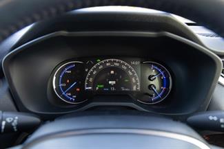 2019 Toyota RAV4 - Thumbnail