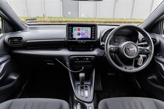 2020 Toyota Yaris - Thumbnail