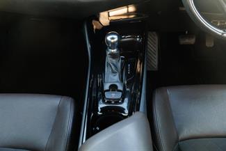 2017 Toyota C-HR - Thumbnail